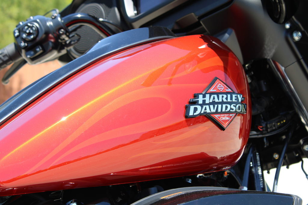 Street Glide®