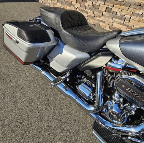CVO® Street Glide®