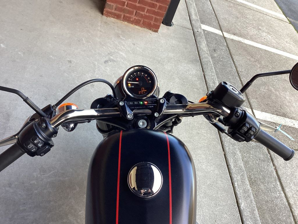 Sportster® Roadster®