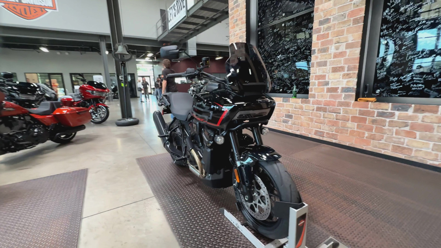 Pan America® 1250 ST