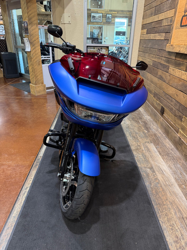 Road Glide®