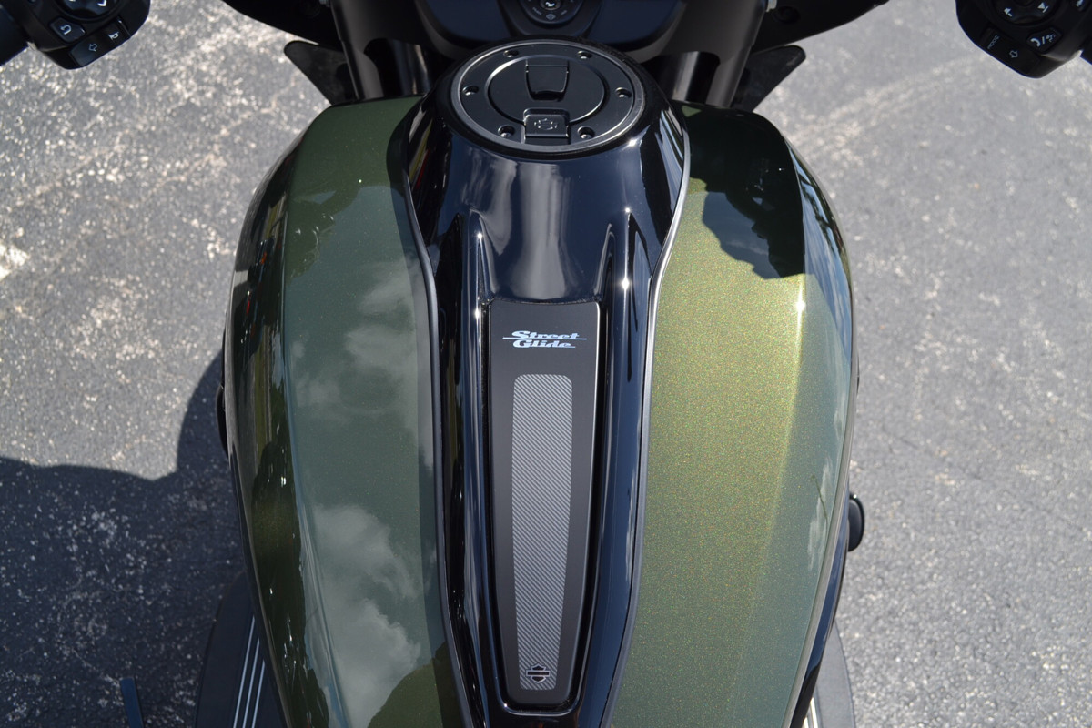 Street Glide®