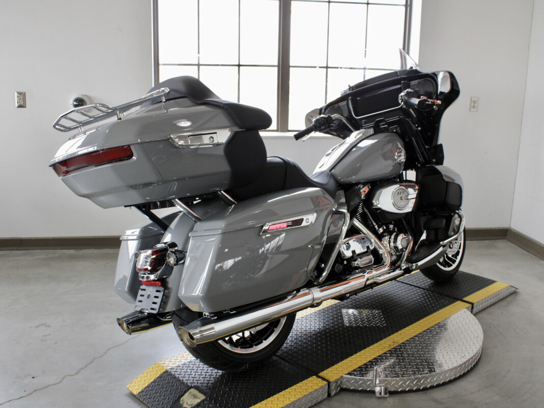 Street Glide® Limited