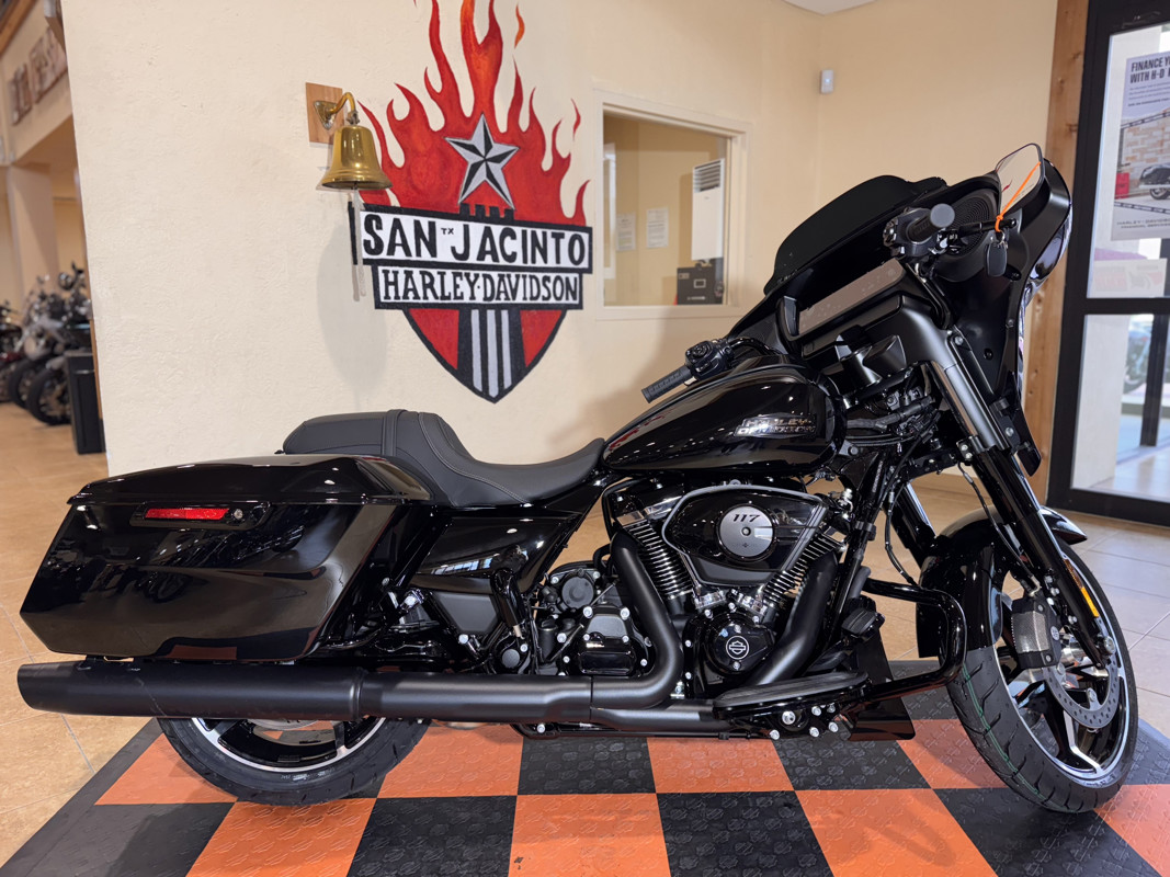 Street Glide®