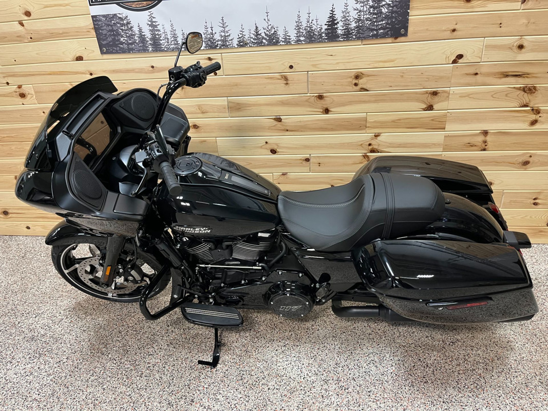 Road Glide®