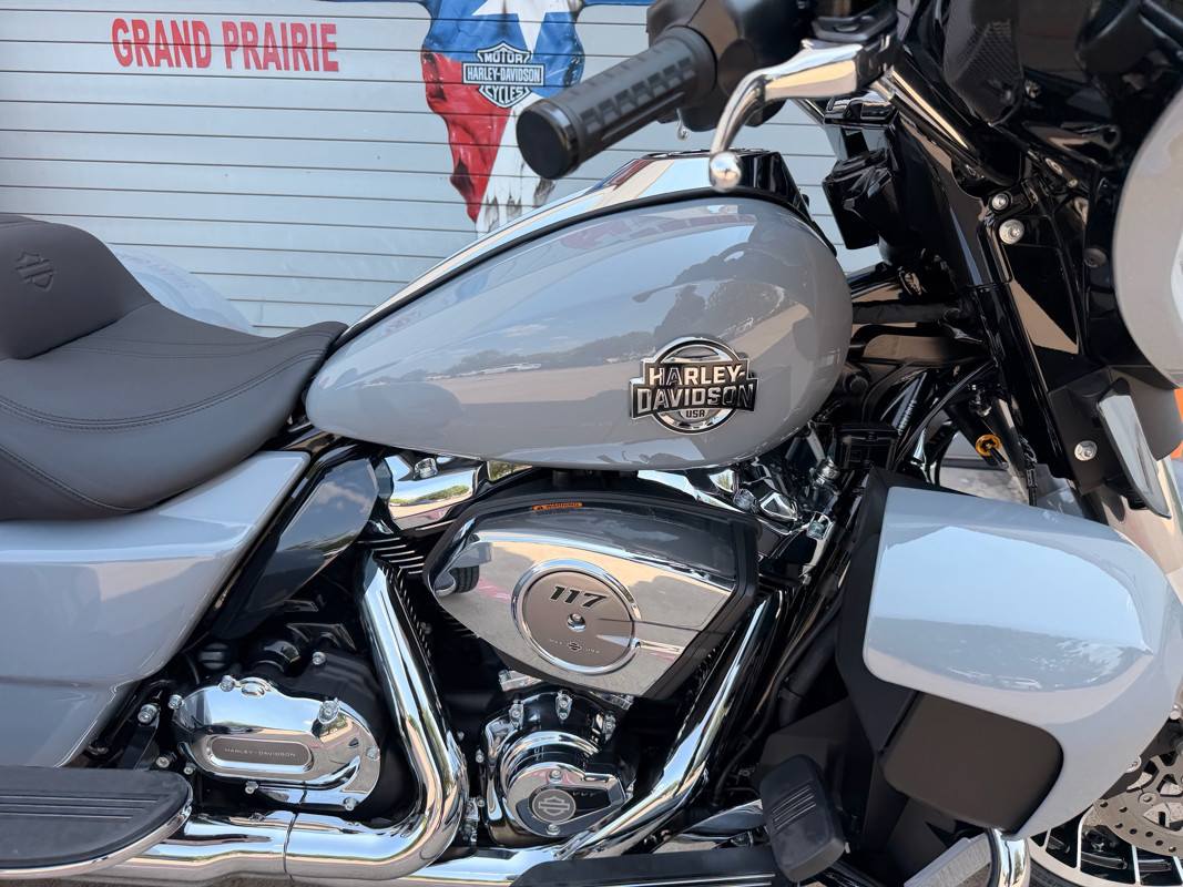 Street Glide® 3 Limited