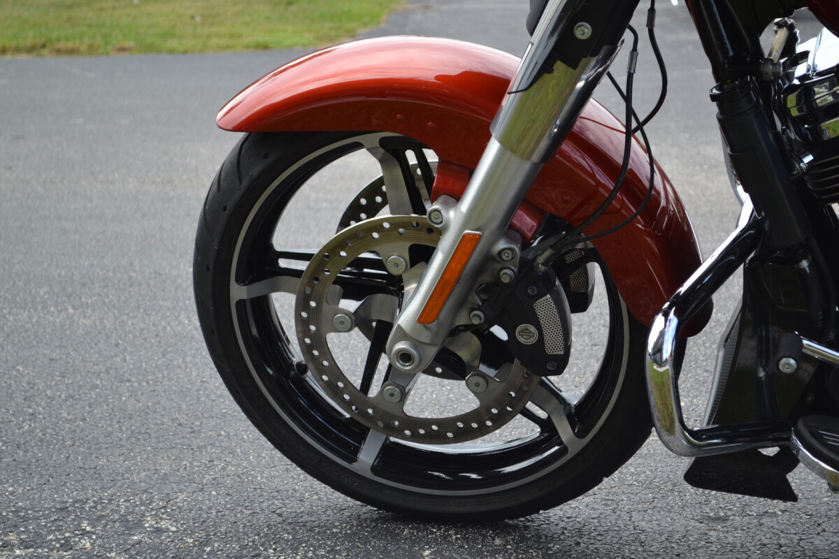 Street Glide®