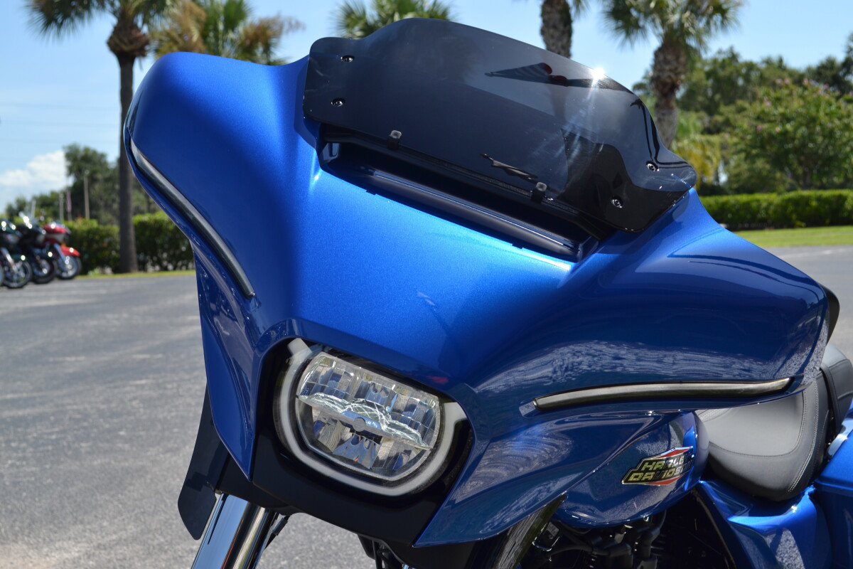 Street Glide®