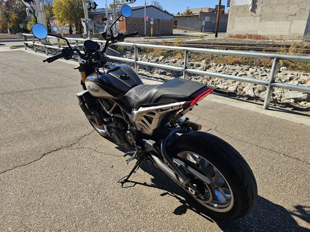 FTR 1200 R Carbon