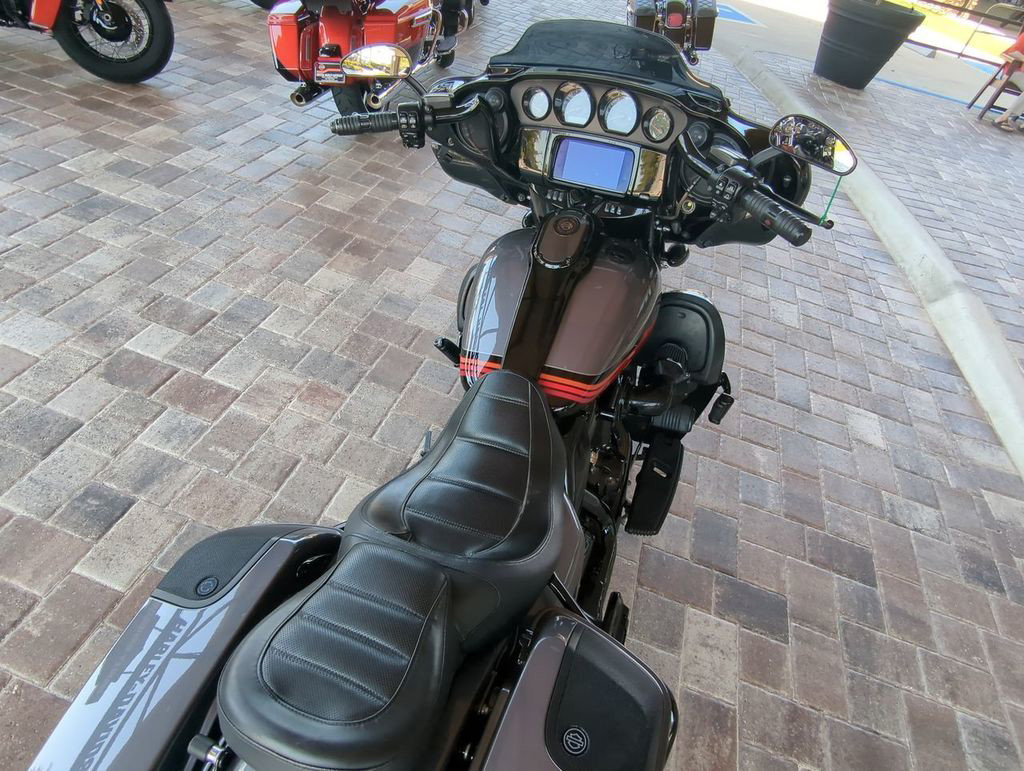 CVO® Street Glide®