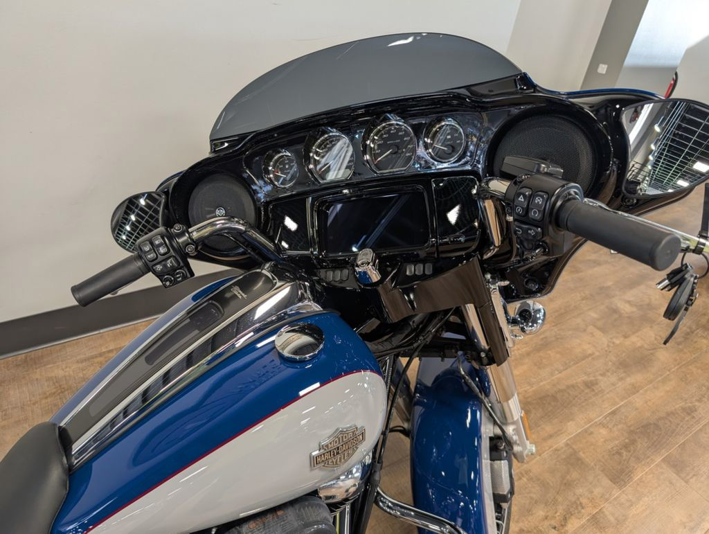 Street Glide® Special