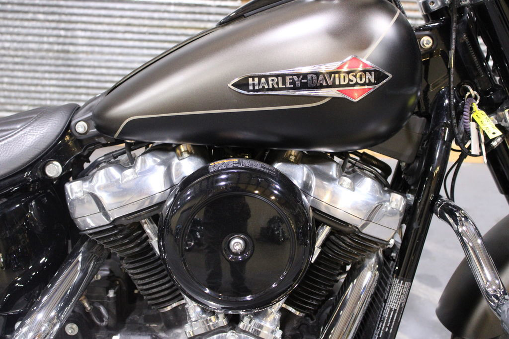 Softail® Slim®
