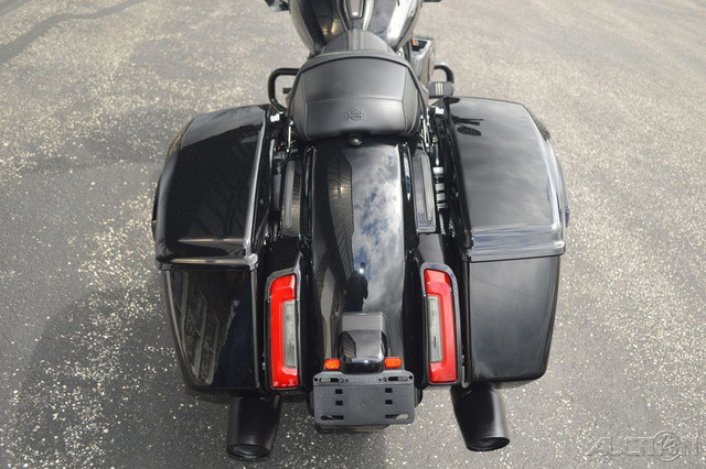 Road Glide®