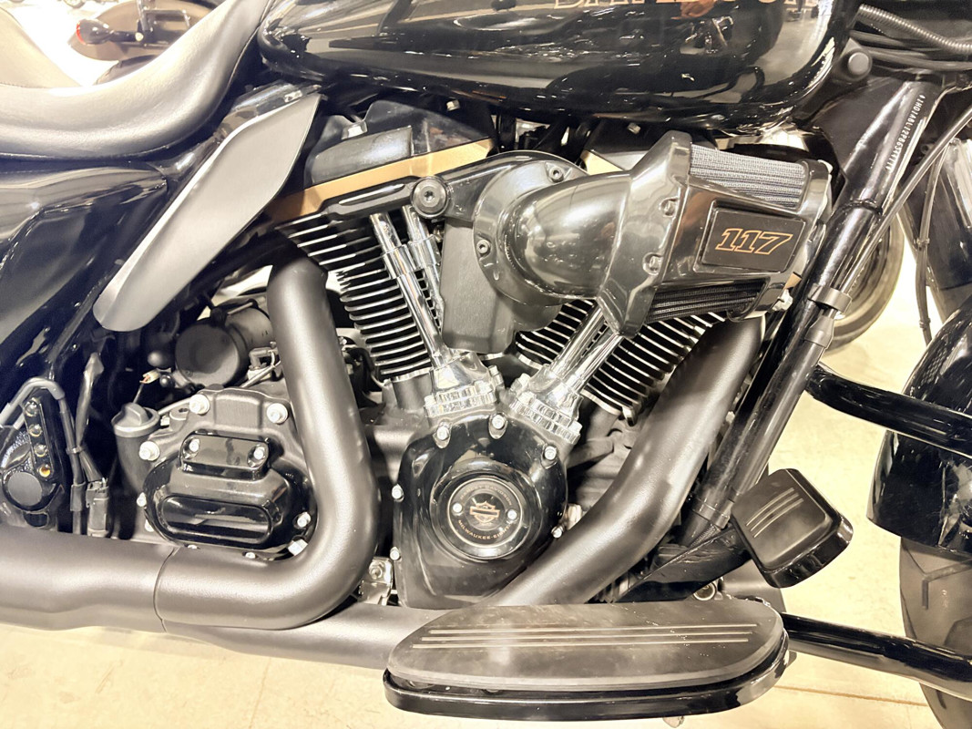 Street Glide® ST