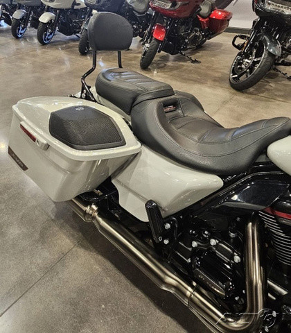 CVO® Street Glide®