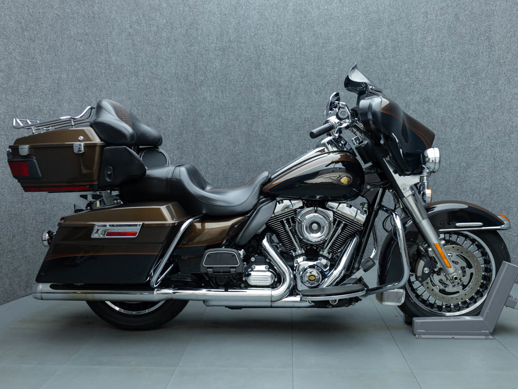 Electra Glide® Ultra® Limited 110th Anniversary