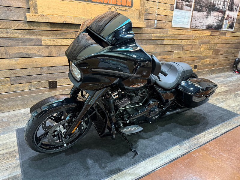 Street Glide®