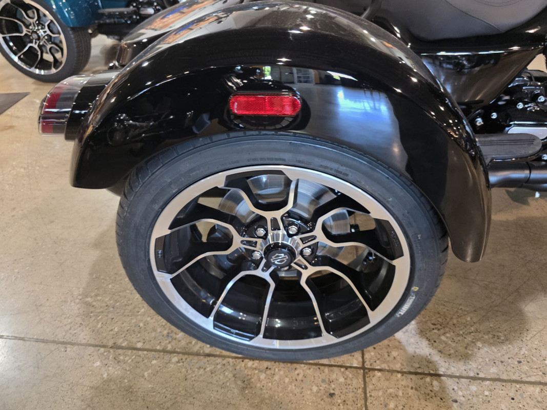 Road Glide® 3