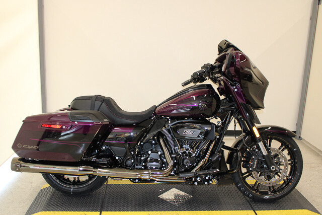 CVO® Street Glide®