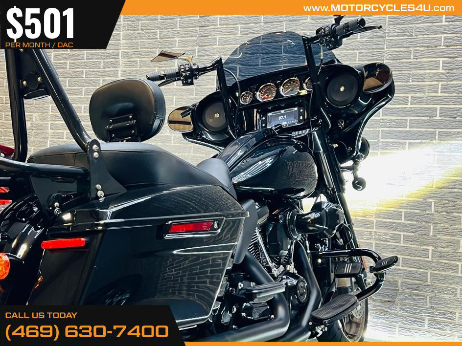 Street Glide® ST