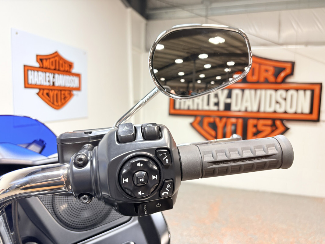 Road Glide®