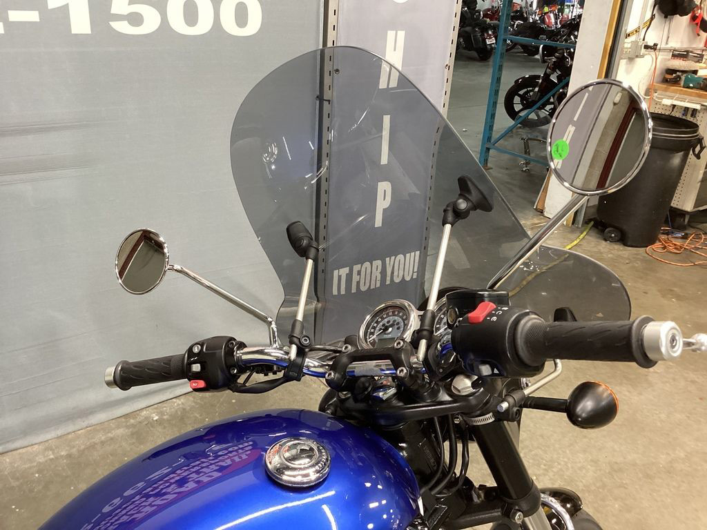 Bonneville T100