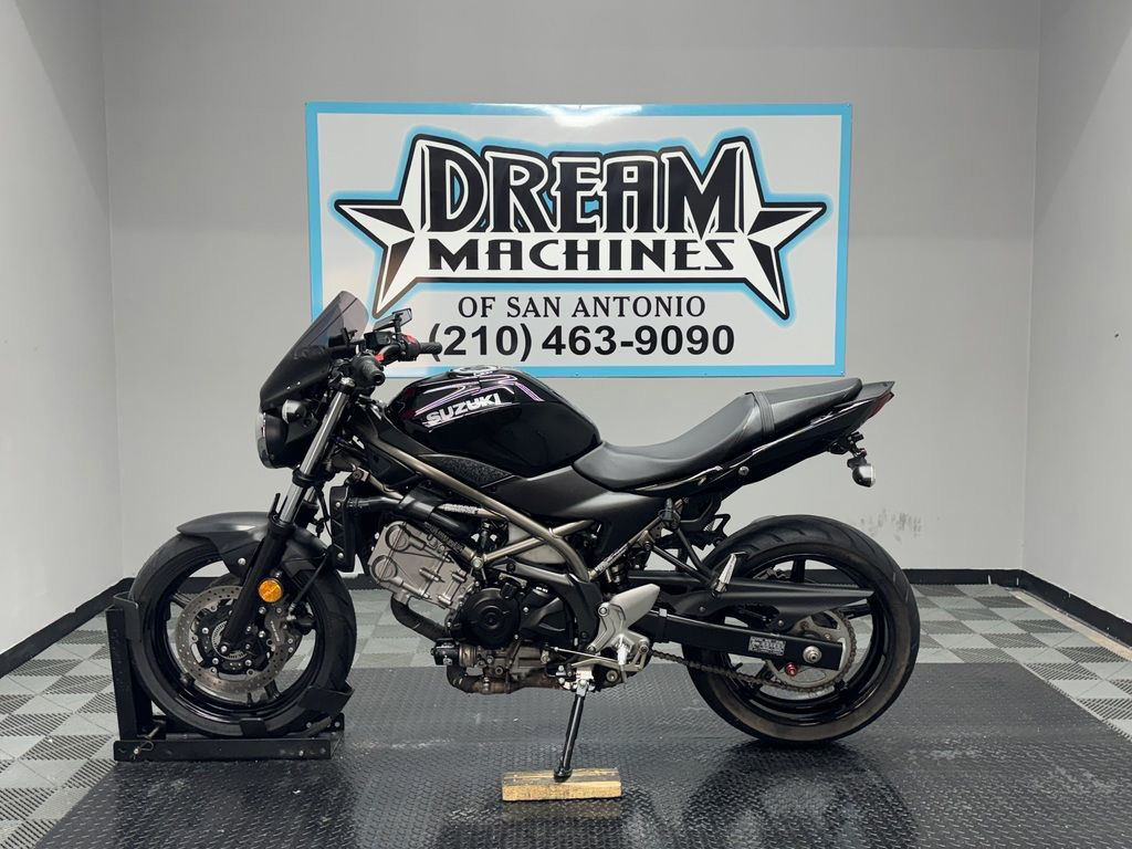 SV650
