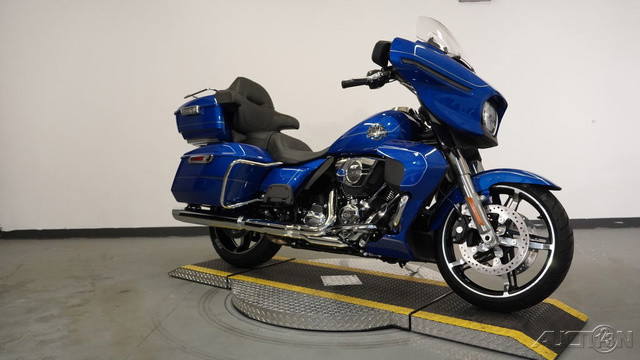 Street Glide® Ultra