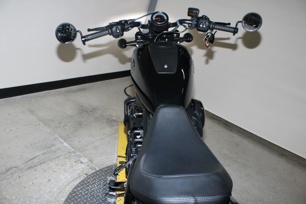 Nightster