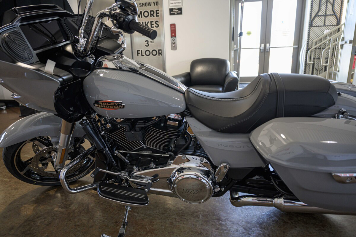 Road Glide®
