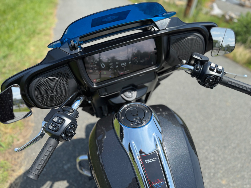 Street Glide®