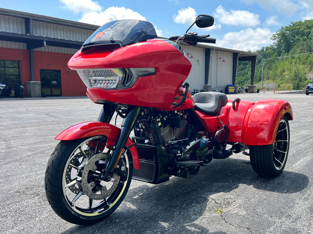 Road Glide® 3