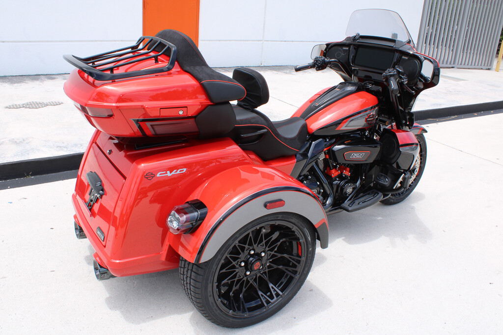 CVO® Street Glide® 3 Limited