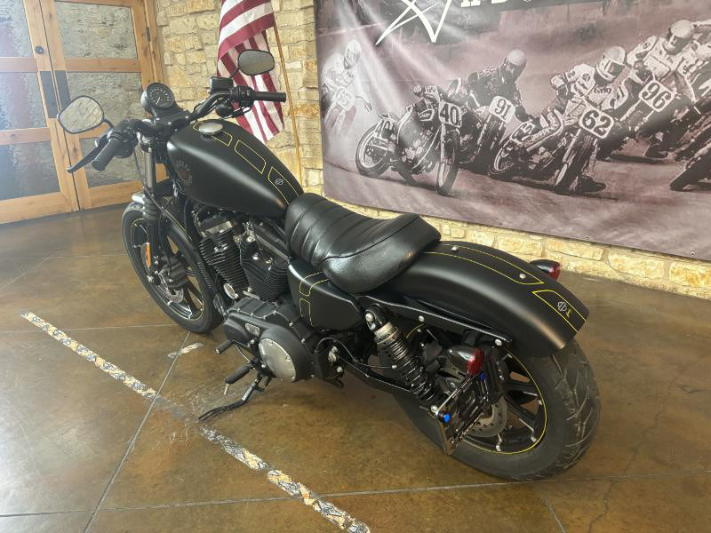 Iron 883®