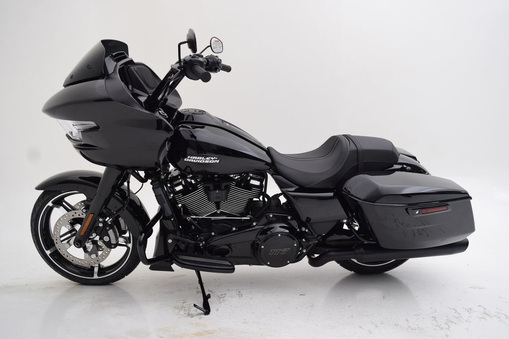 Road Glide®