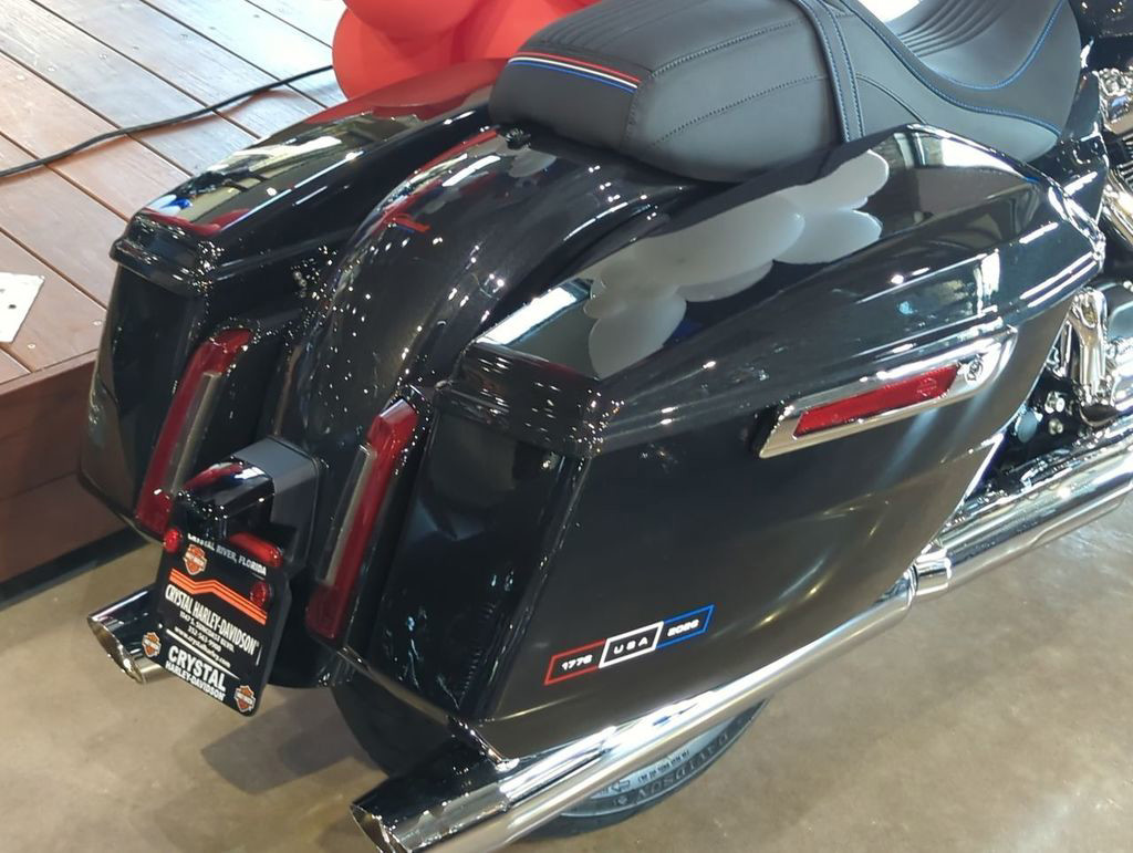 Street Glide®