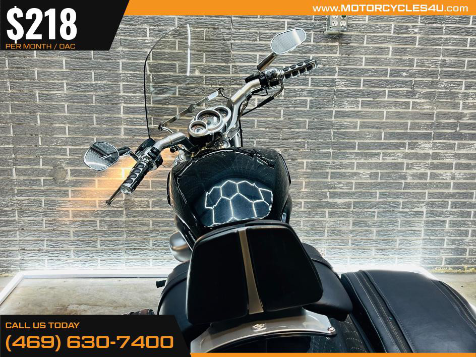 V-Rod Muscle®