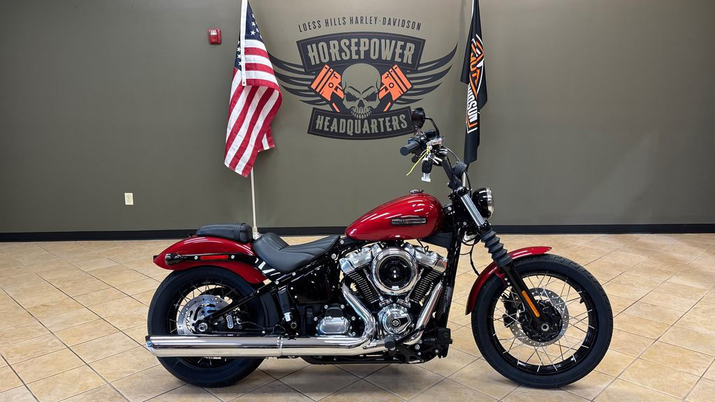 Street Bob®