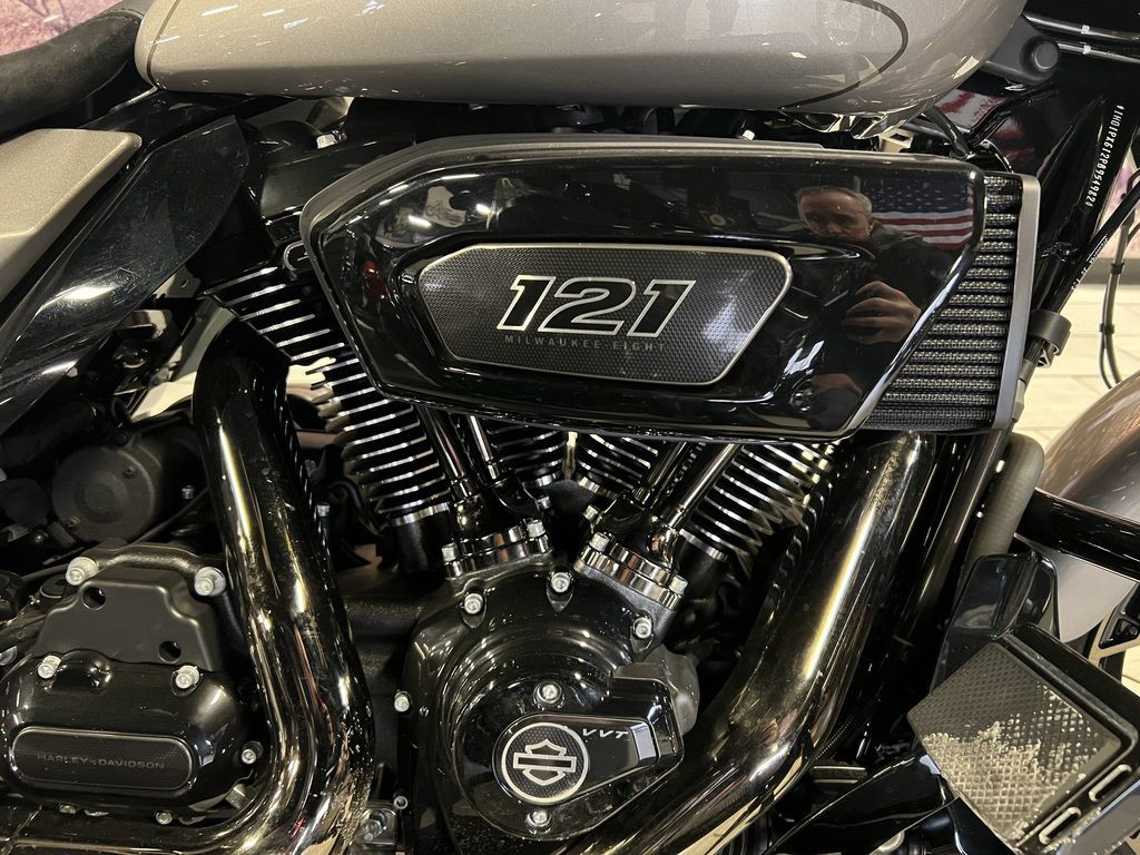 CVO® Street Glide®