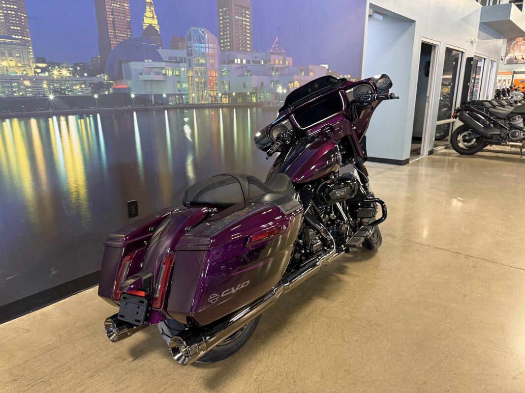 CVO® Street Glide®