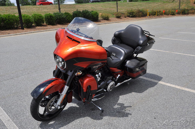 CVO® Street Glide®