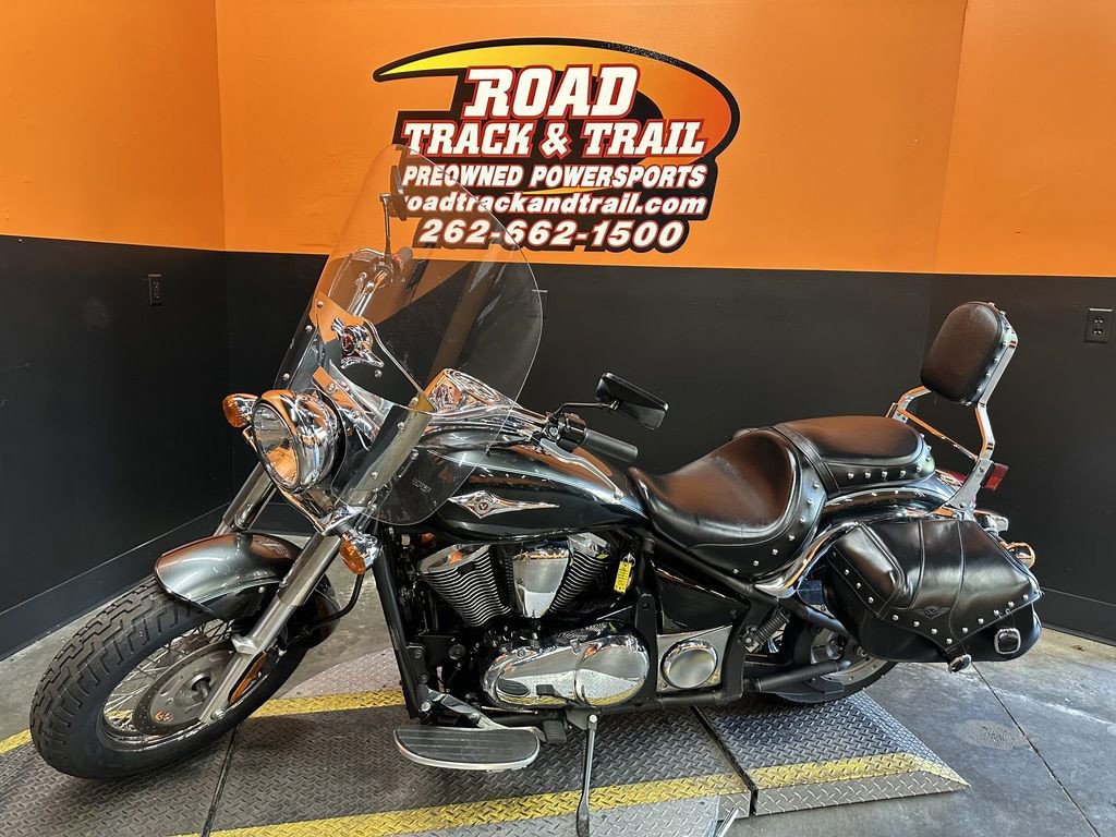 Vulcan 900 Classic LT