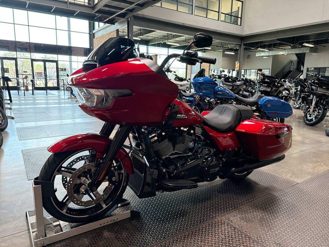 Road Glide®