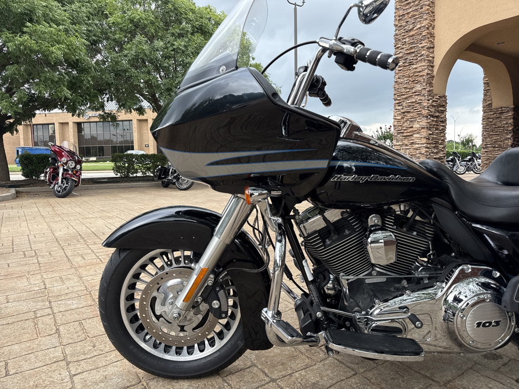 Road Glide® Ultra
