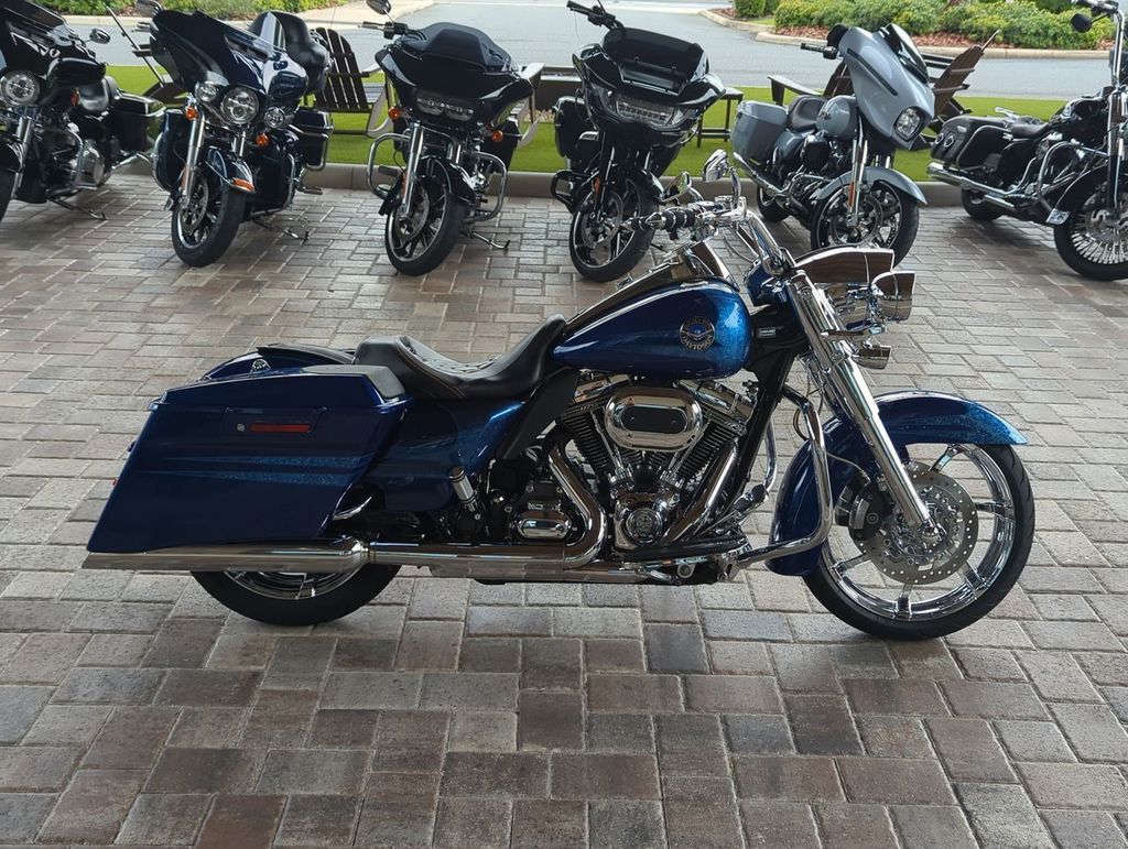 CVO® Road King®
