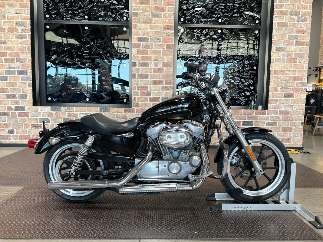 Sportster® SuperLow®