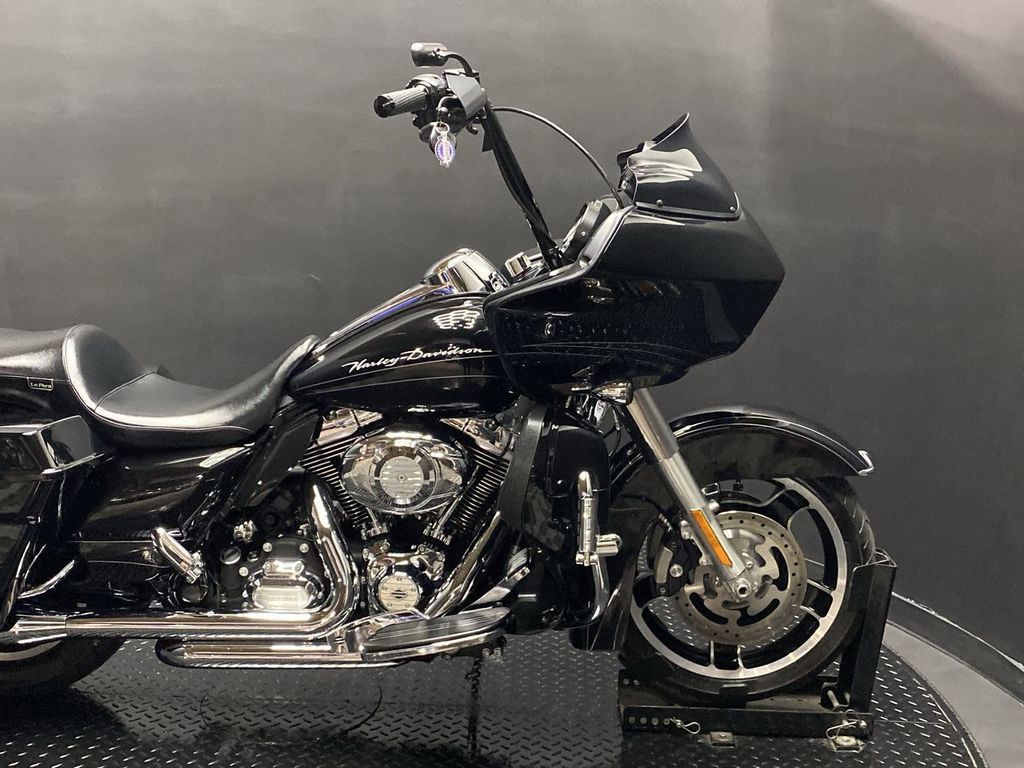 Road Glide® Custom
