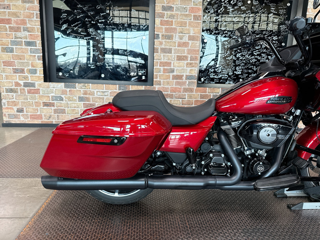 Road Glide®