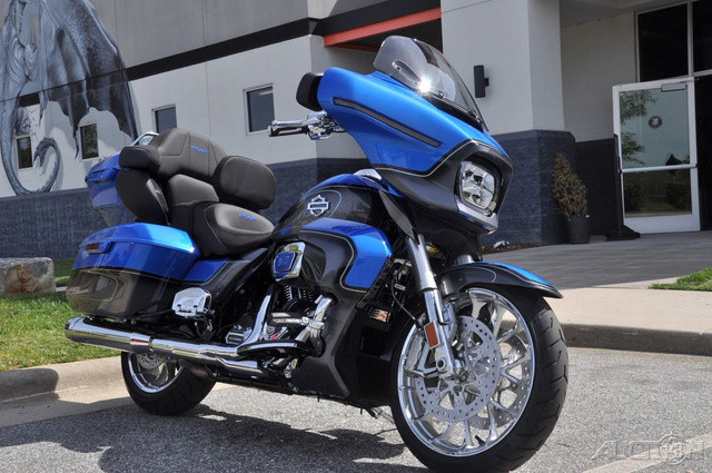 CVO® Street Glide® Limited