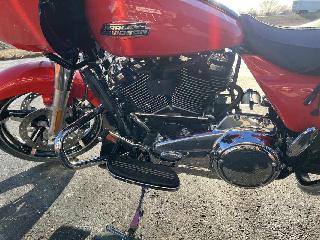 Road Glide®
